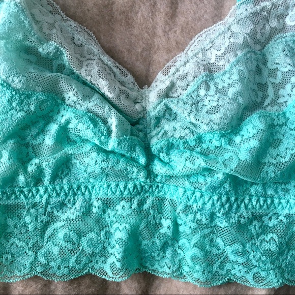 Layer Ombré Ruched Front Lace Bralette - Picture 2 of 7